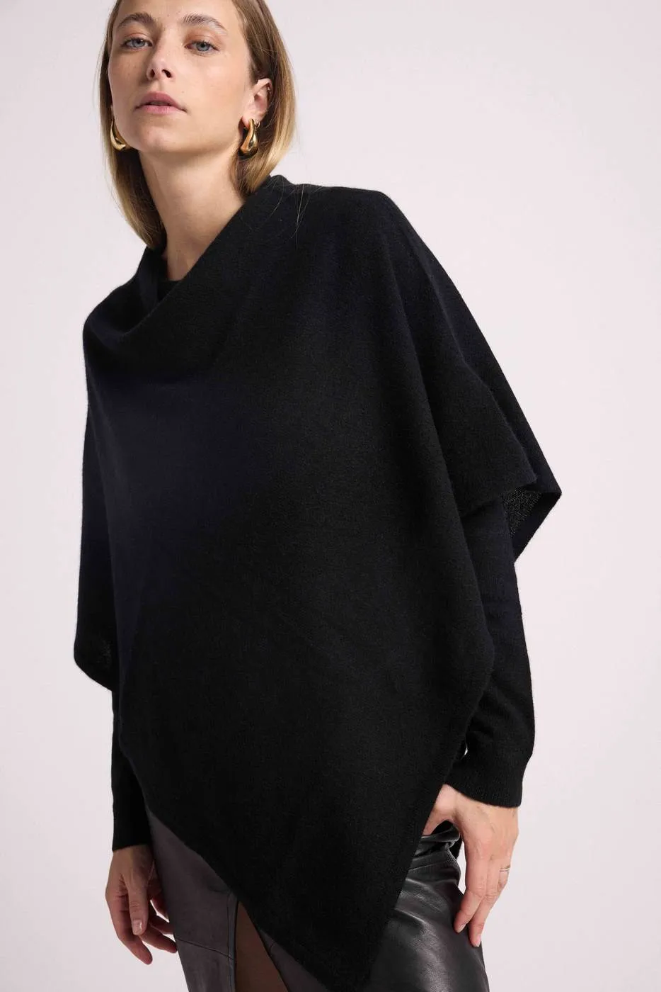 Cape Poncho Zarina - Noir - 100% Cachemire Oeko-Tex - Femme