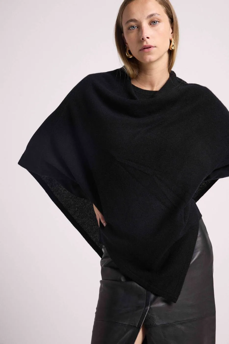 Cape Poncho Zarina - Noir - 100% Cachemire Oeko-Tex - Femme