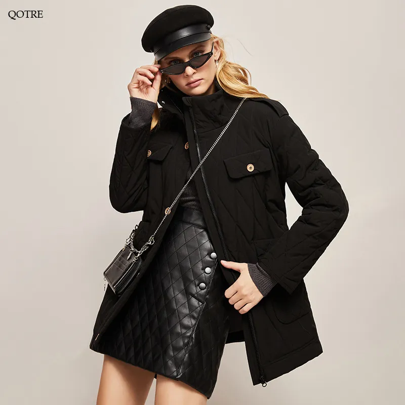 Diamond Quilted Thigh-Length Puffer Jacket