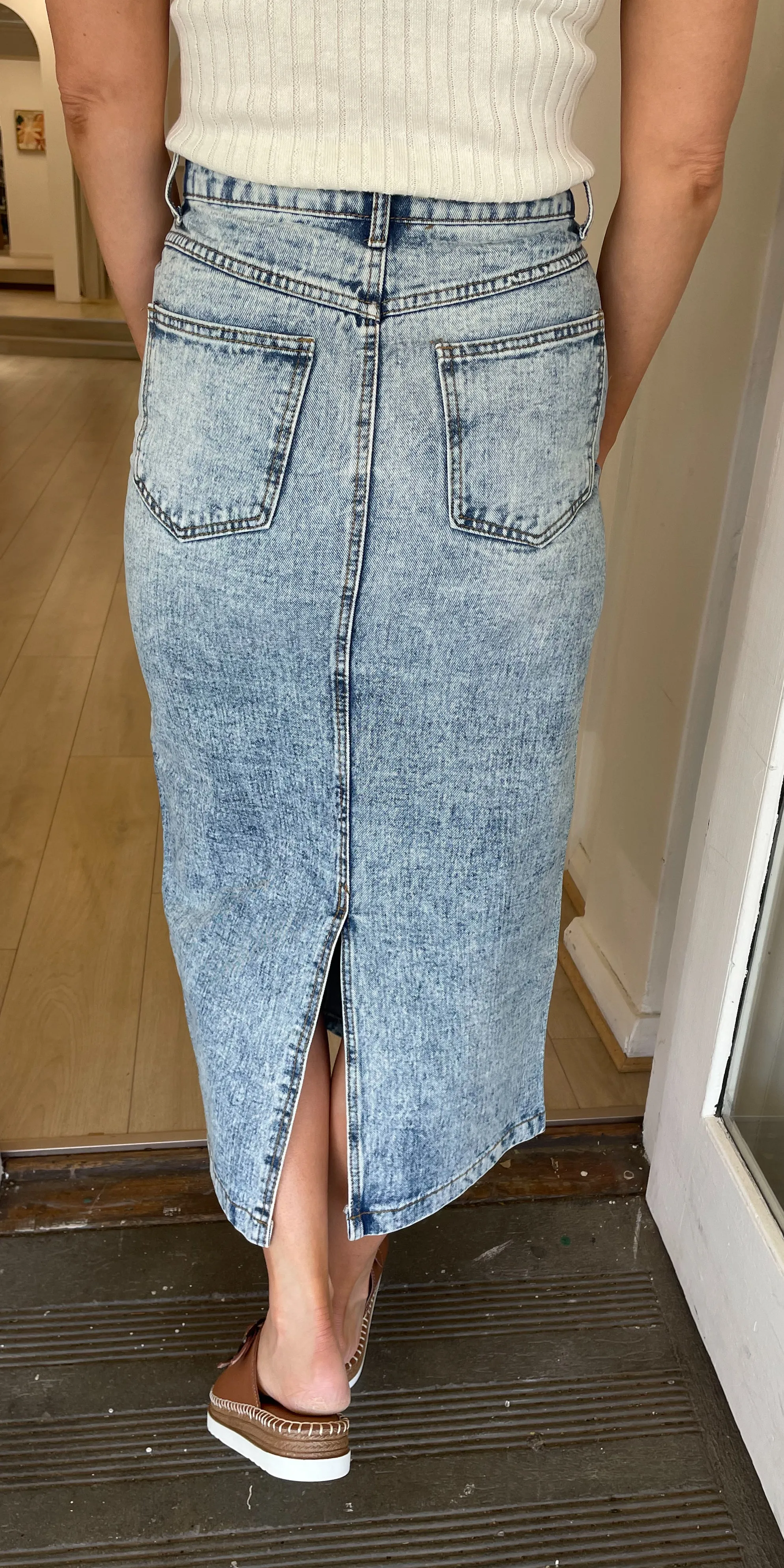 Henley denim skirt