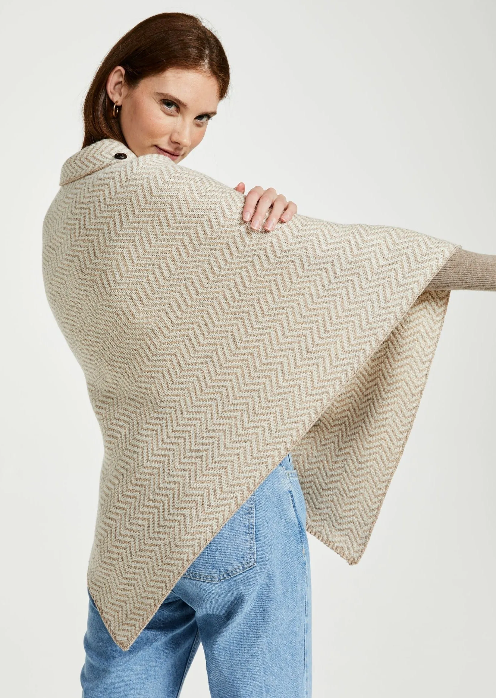 Ladies Herringbone Irish Poncho | Oatmeal