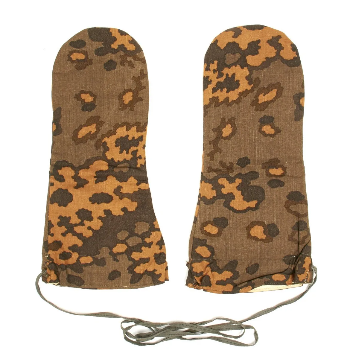 Original WWII German Waffen SS Autumn Oak Leaf Camouflage Reversible Winter Uniform Parka Mittens