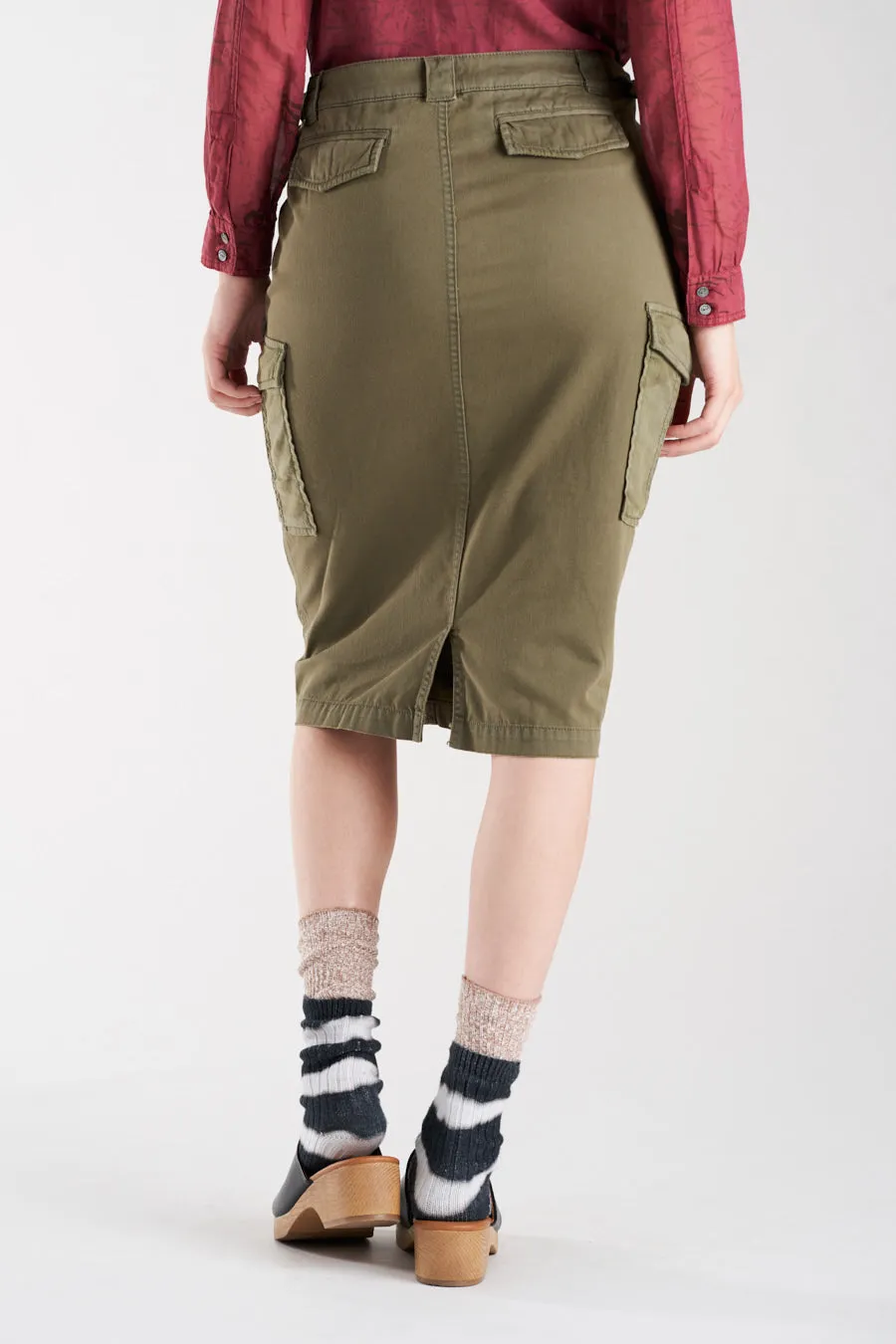 Pencil cargo skirt in New Olive