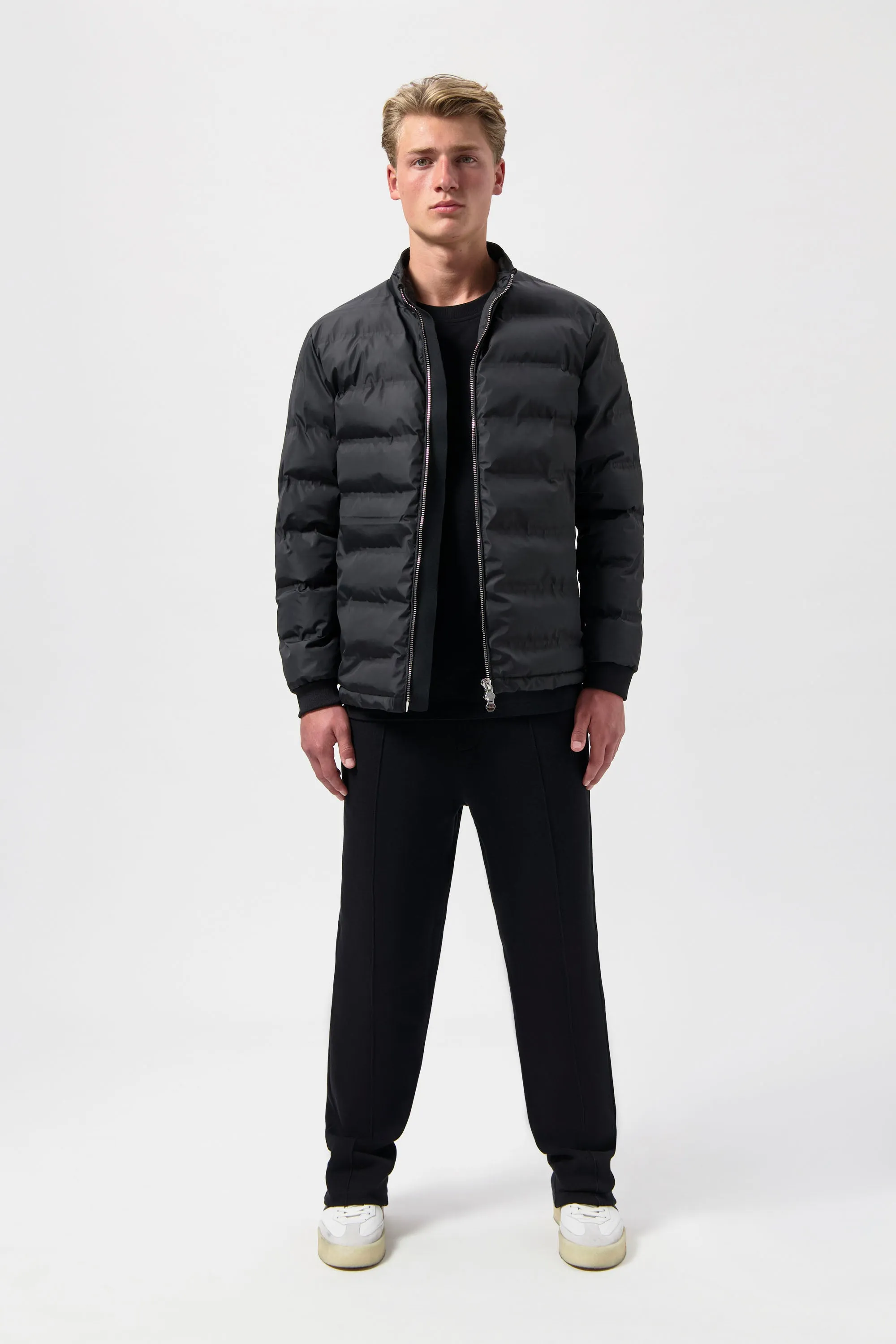 Q-Series Regular Fit Puffer Jacket Jet Black