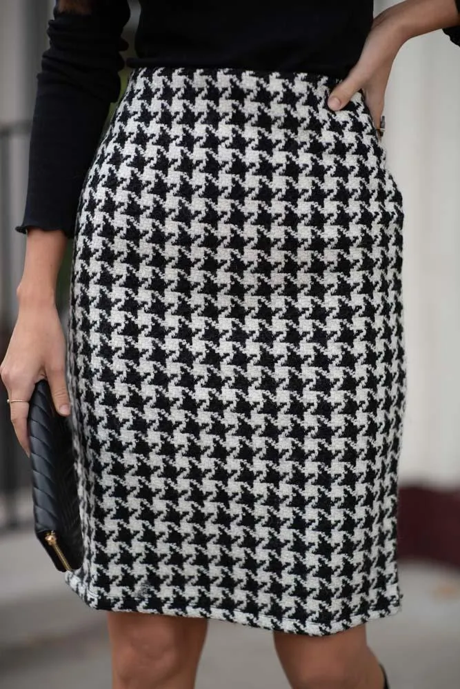 Simone Houndstooth Pencil Skirt