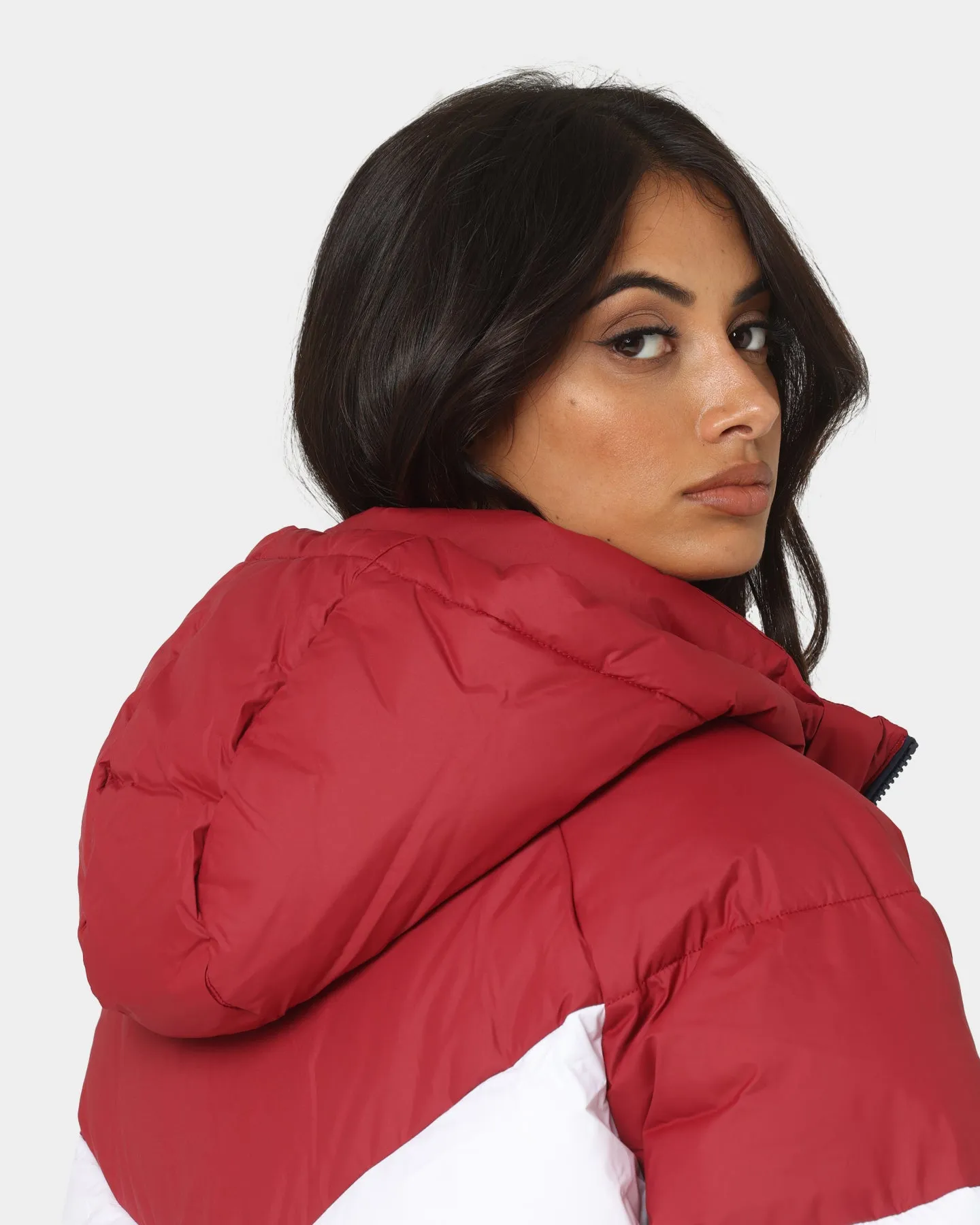 Tommy Jeans Women's Puffer Jacket Cranberry